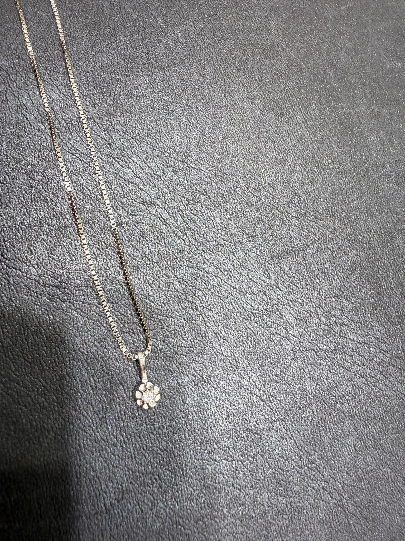 Begagnad Halsband med Diamant - Bild 3