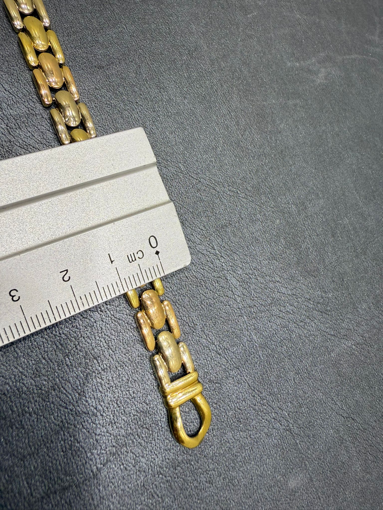 Begagnad Armband Unikt motiv i 18K - Bild 3