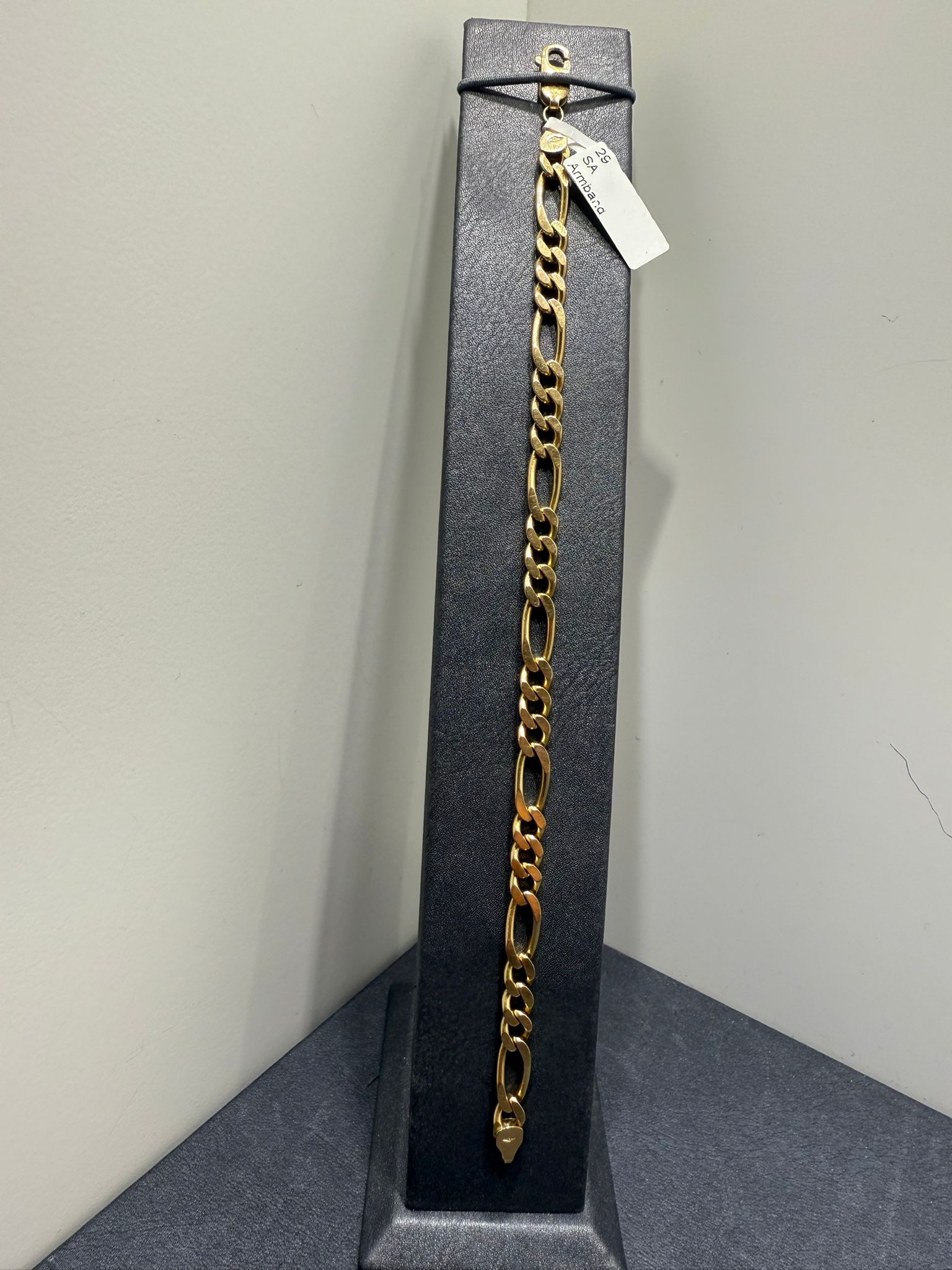 Begagnad Elegant Armband i 18K