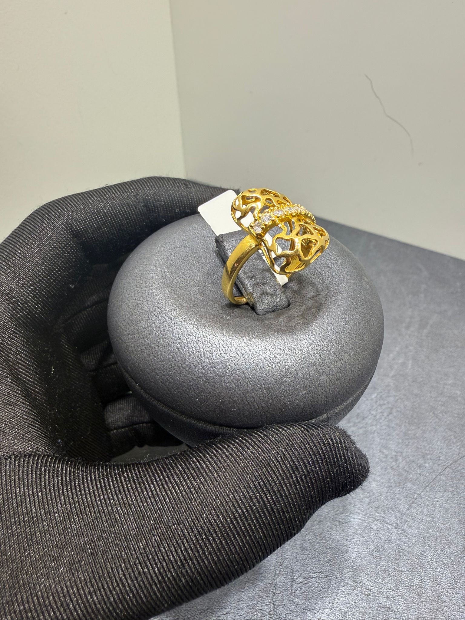 Begagnad ring i 21K guld