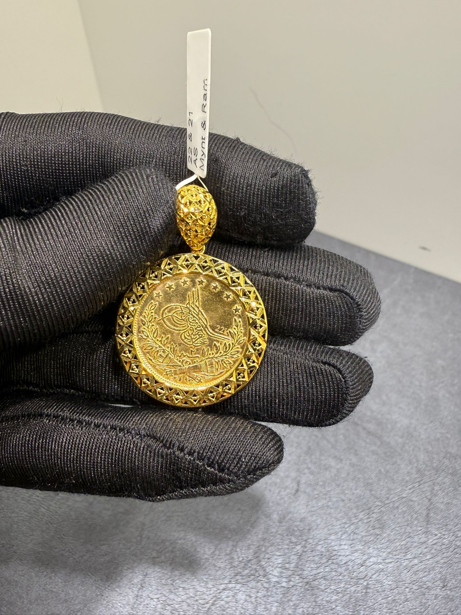 Begagnad Turkisk Guldmynt i 22K med Ny Ram i 21K