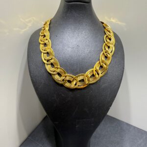 Begagnad Halsband - Unikt motiv 21K