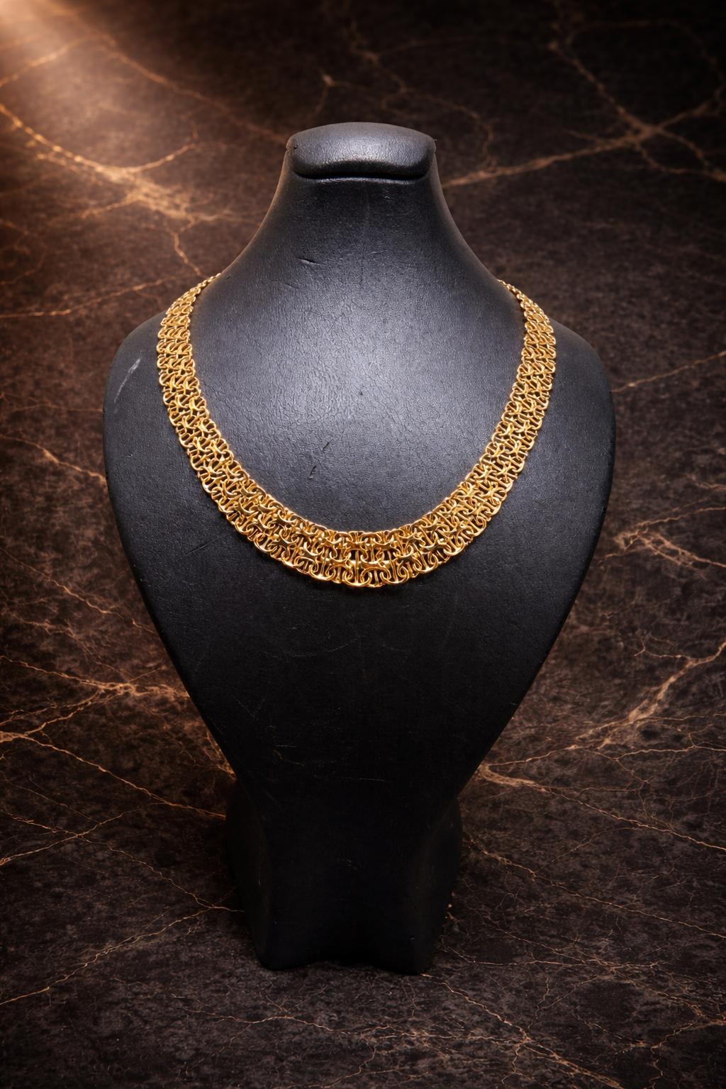 Begagnad Kort X-länk Halsband 18k - 30,01g