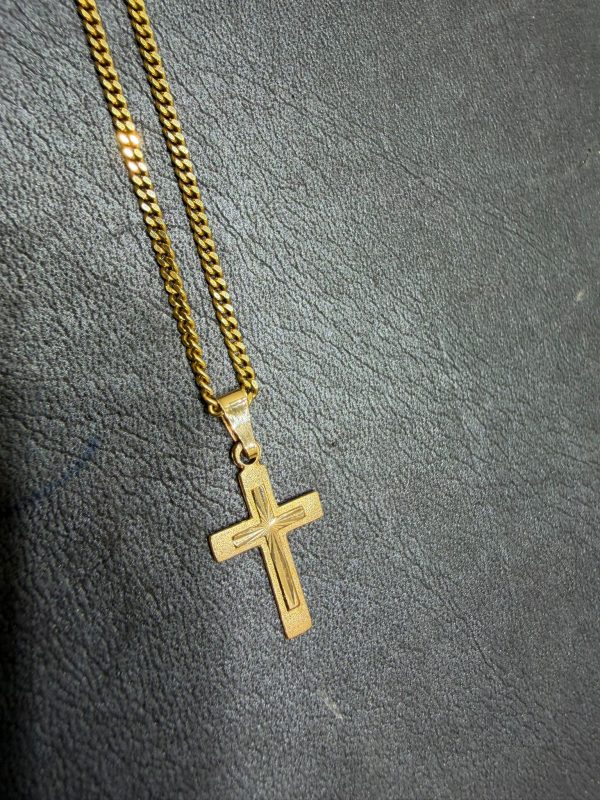 Begagnad Halsband med kors hänge 18K - 5,70g - Bild 3