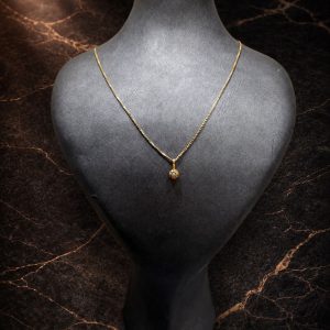 Begagnad Halsband –  med Hänge 18K - 5,56g