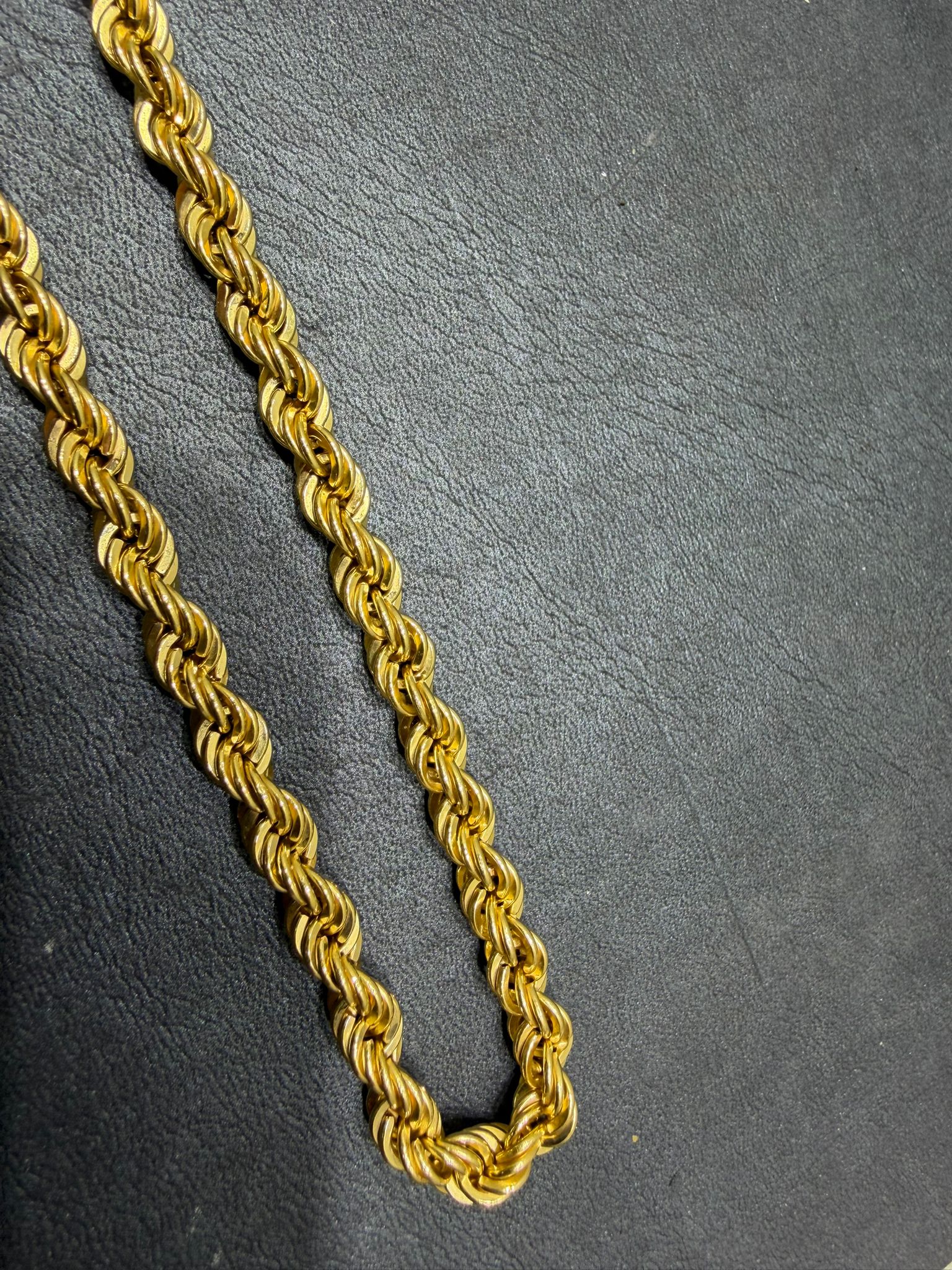 Begagnad Cordell halsband i 18K - 19,40g - Bild 4