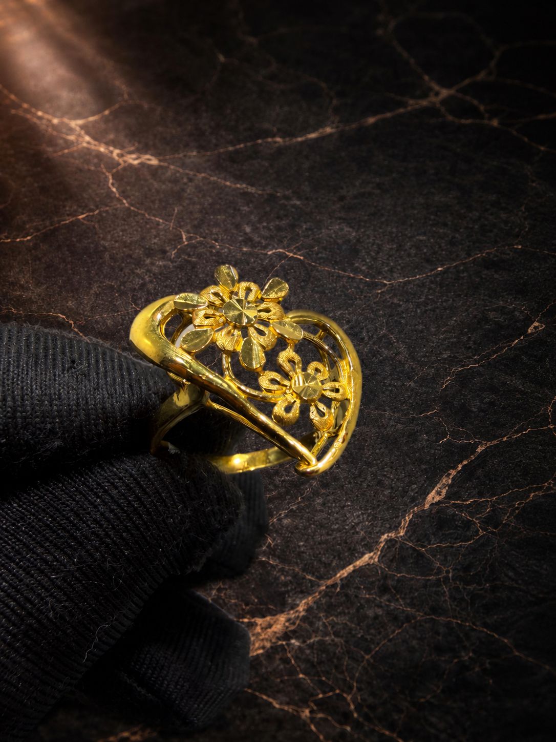 Begagnad ring i 21K - 3,36g