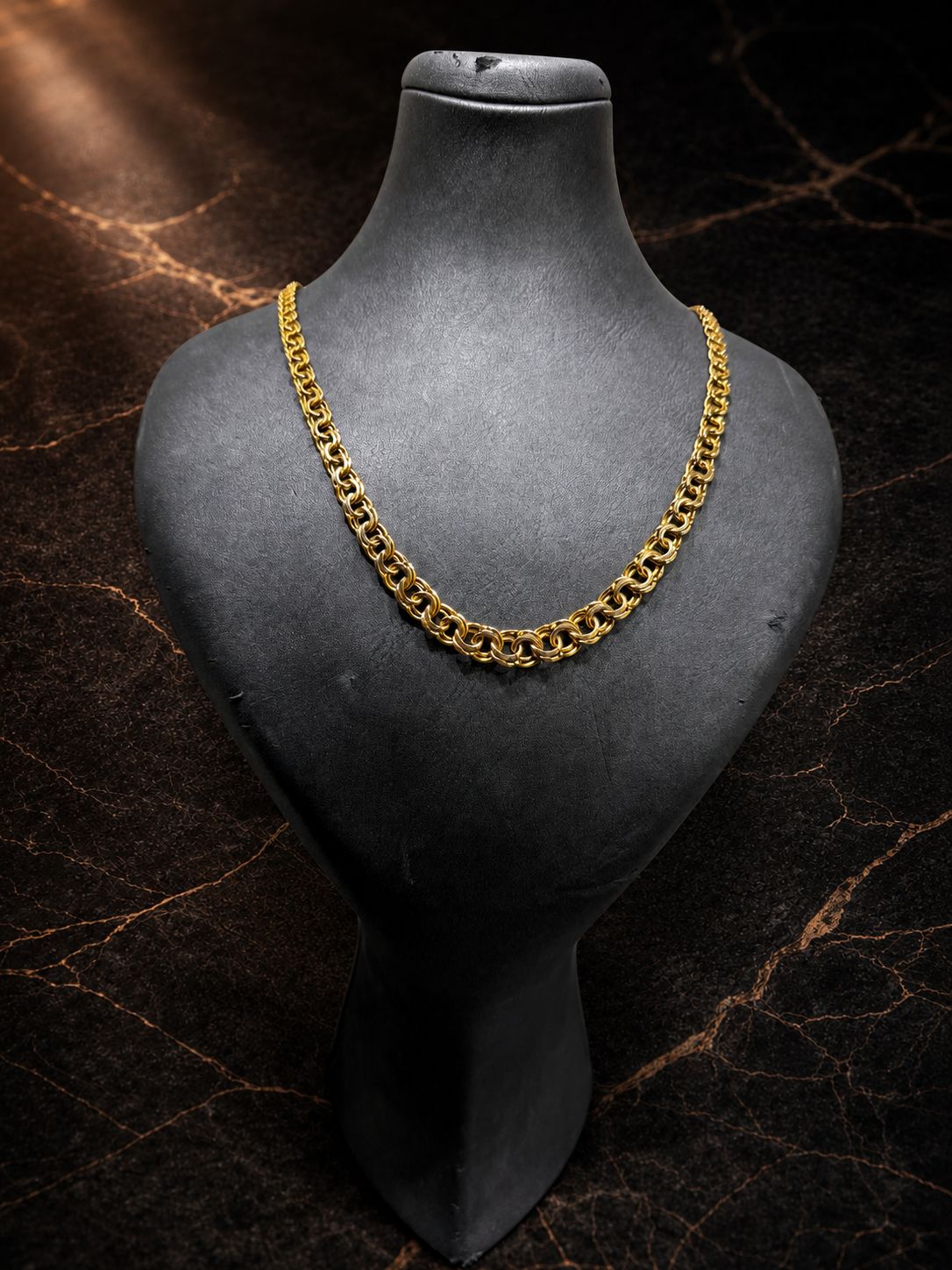 Begagnad Bismarck Halsband 18k - 22,98g