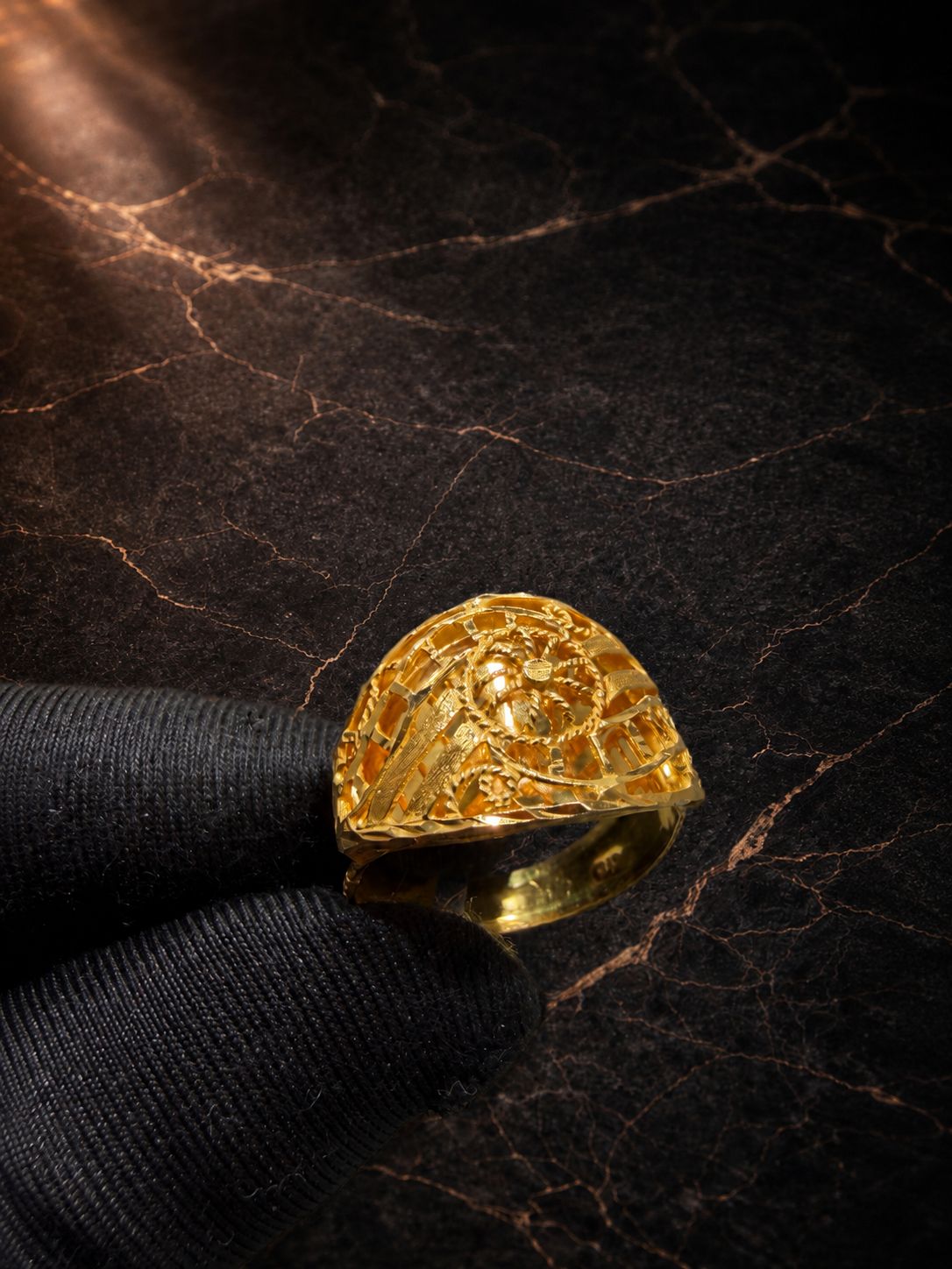 Begagnad ring i 21K - 3,47g