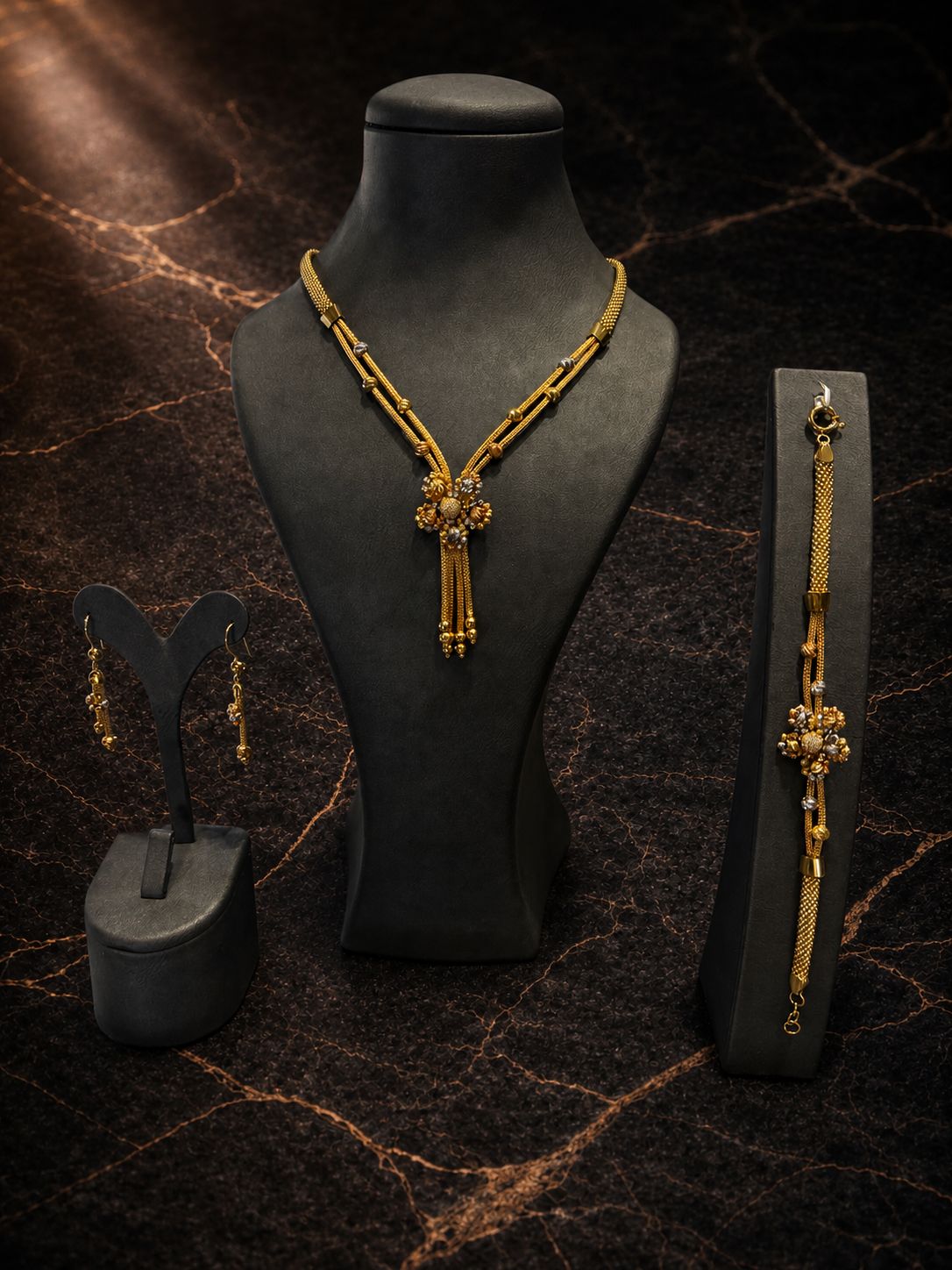 Begagnad Set 18K - 47,05g