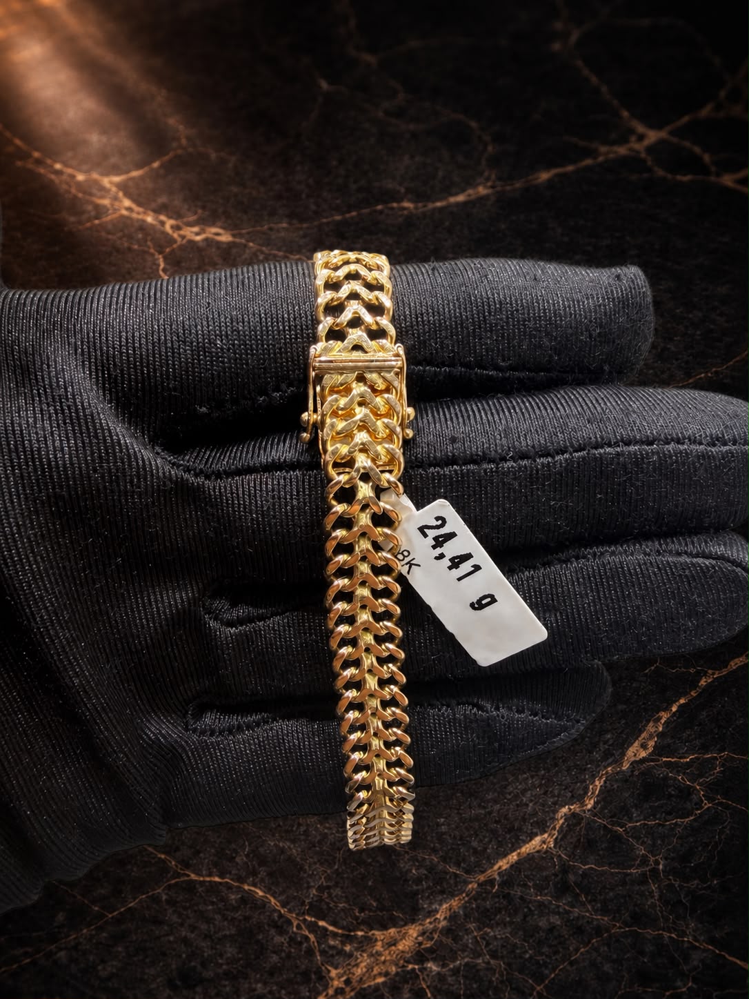 Begagnad Fiskbens armband i 18K - 24,41g