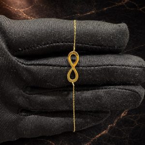 Begagnad  Armband i 18K - 1,16g