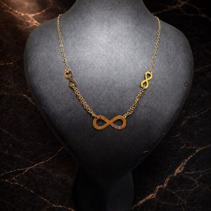 Begagnad Halsband med infinity motiv - 21k - 5,30g