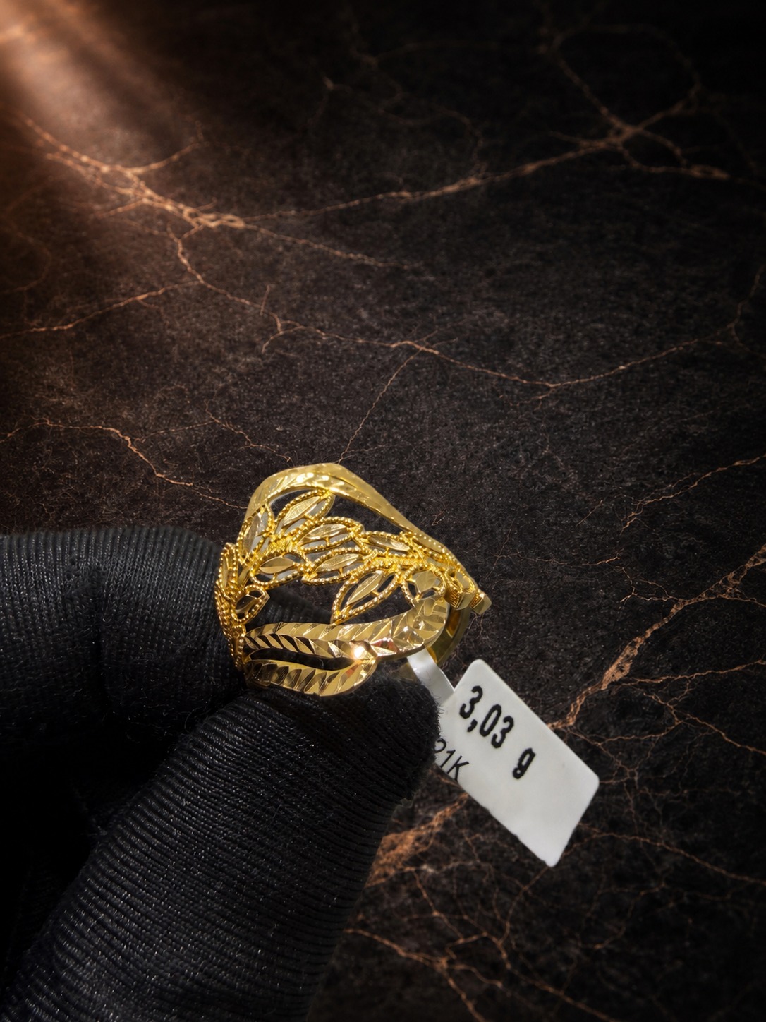 Begagnad ring i 21K - 3,03g