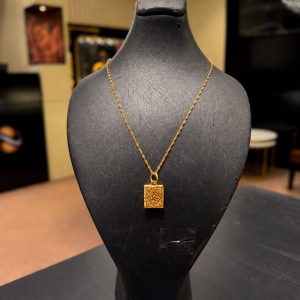 begagnat halsband med hänge 21K - 3,27g