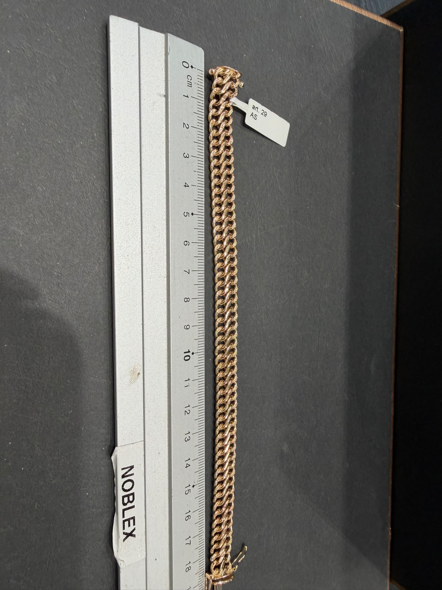 Begagnad Armband i 18K - 12,03g