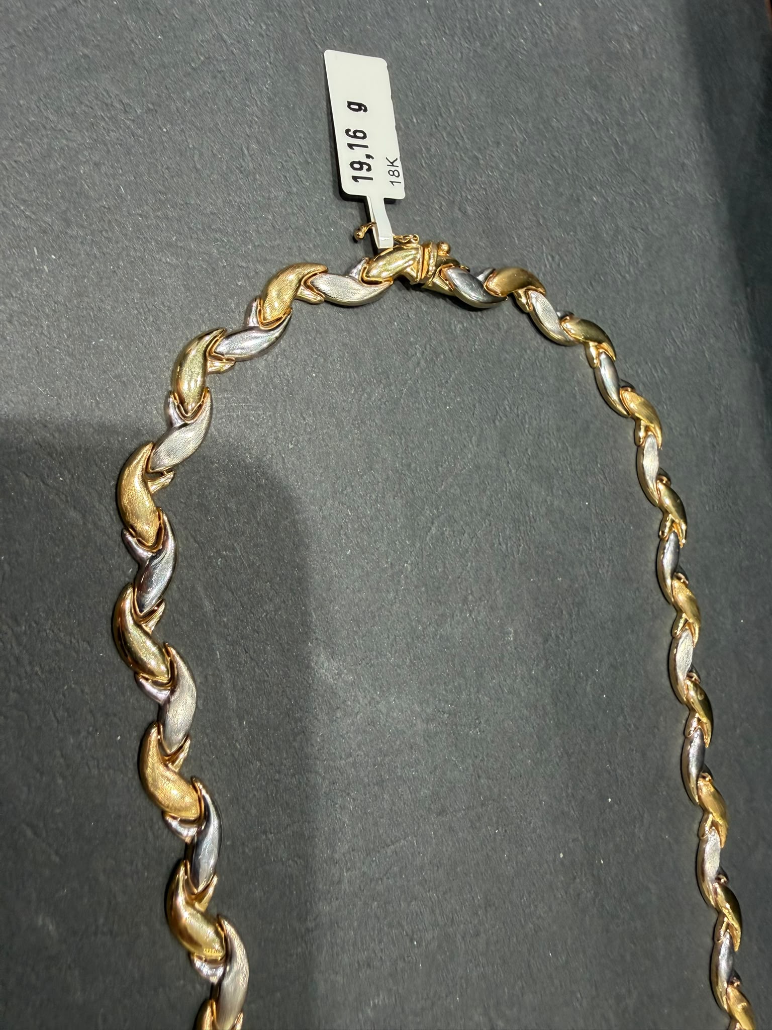 Begagnad Halsband 18k - 19,16g - Bild 4