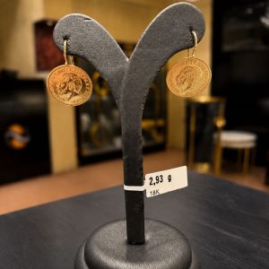 Begagnade örhängen i 18K med brittisk lira-motiv- 2,93g