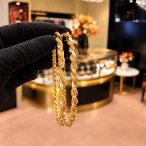 Begagnad Armring 21K - 30,55g