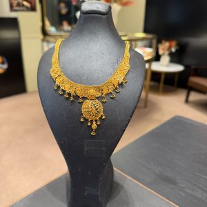 Begagnad Halsband 22K - 28,03g