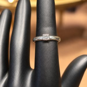 Begagnad ring med Diamanter 18K - 4,16g