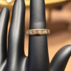 Begagnad ring med Diamanter 18K - 4,69g